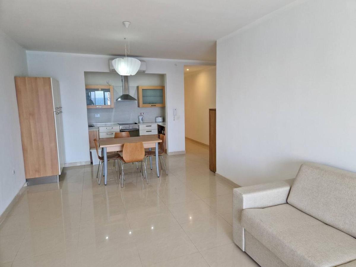 Seabreeze Casablanca Flat Apartamento Zebbug  Exterior foto